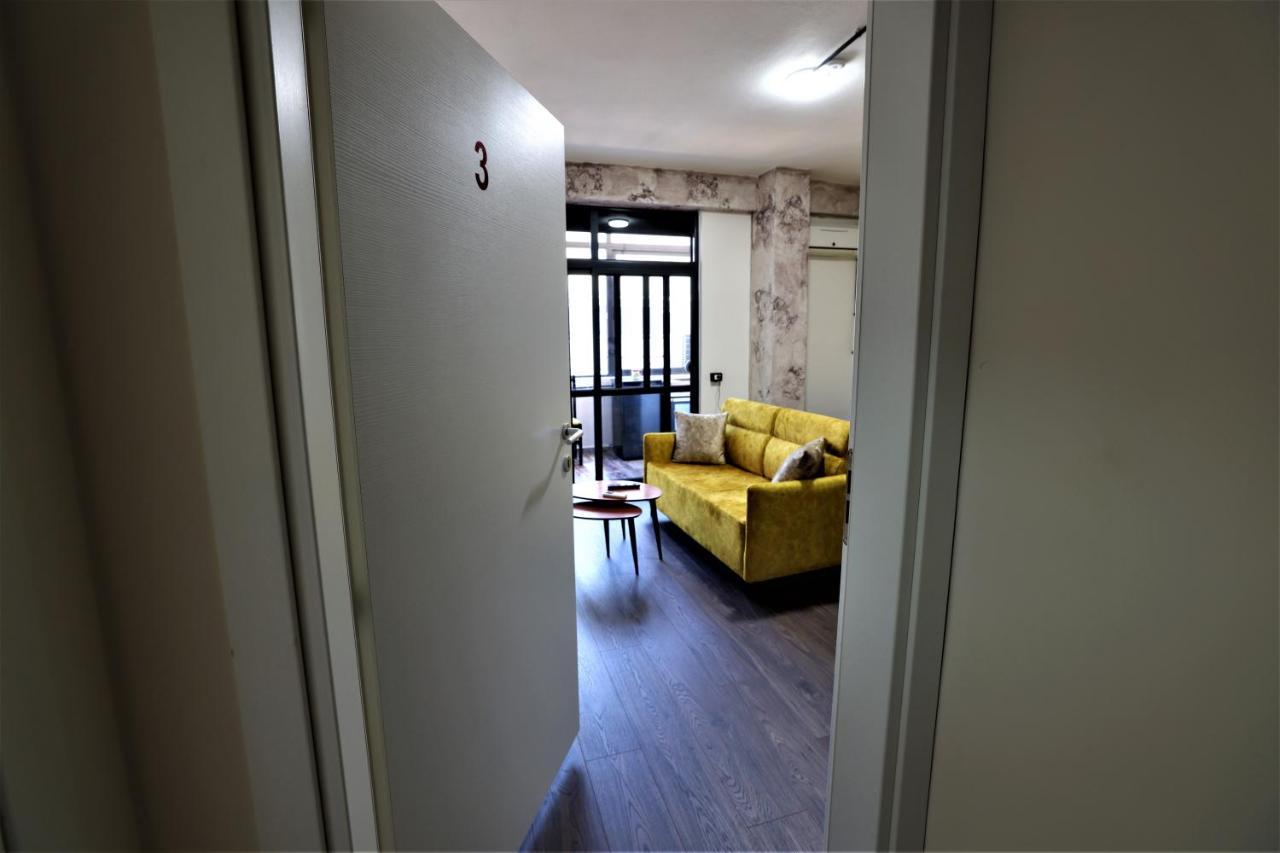 Stylish Studio In The Heart Of Tirana #3 Apartment Exterior photo