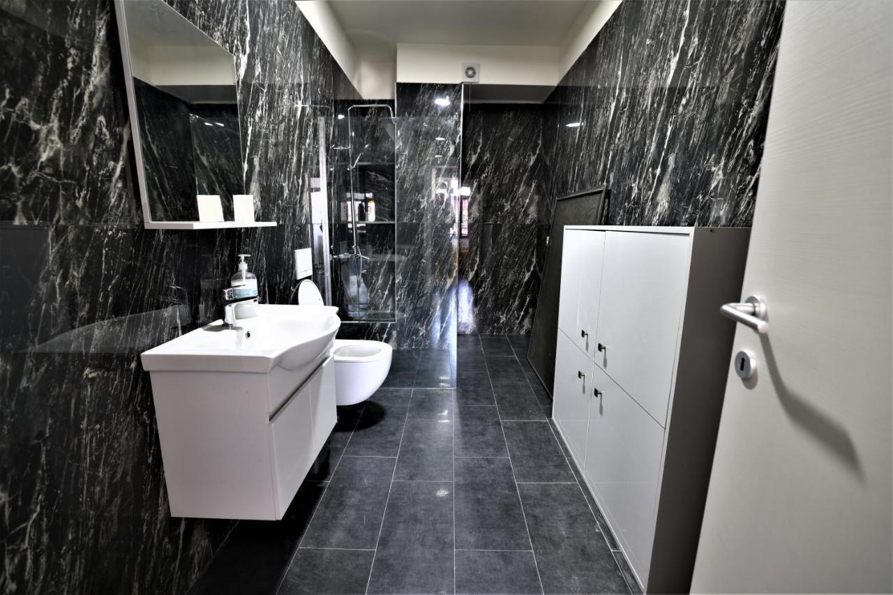 Stylish Studio In The Heart Of Tirana #3 Apartment Exterior photo